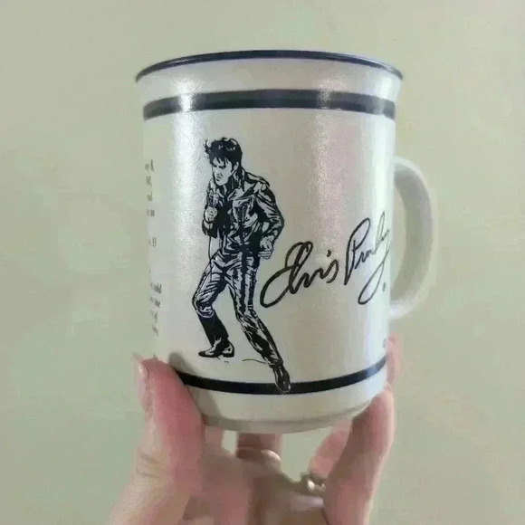 Elvis  mug - Picture 1 of 7